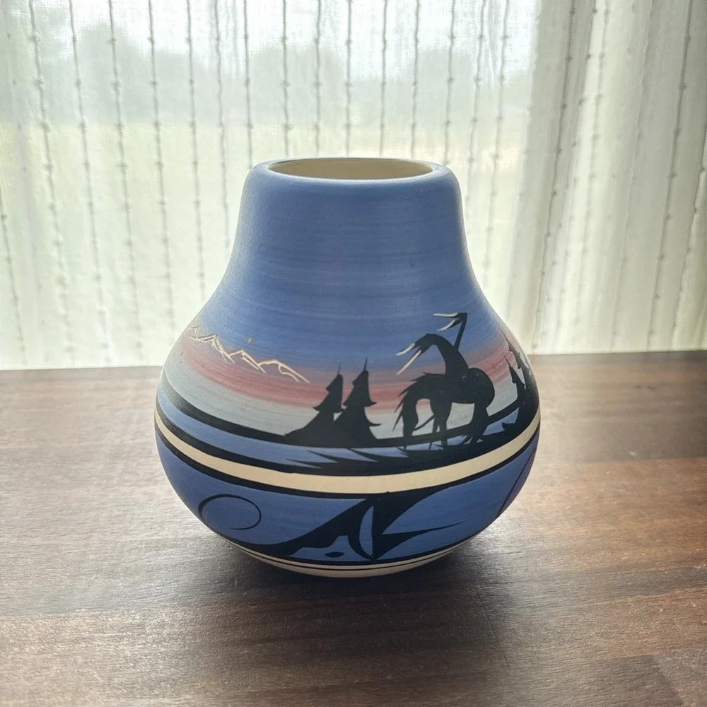 Vintage Southwest Native American Navajo Painted Ceramic Pot Mesa Desert Scene